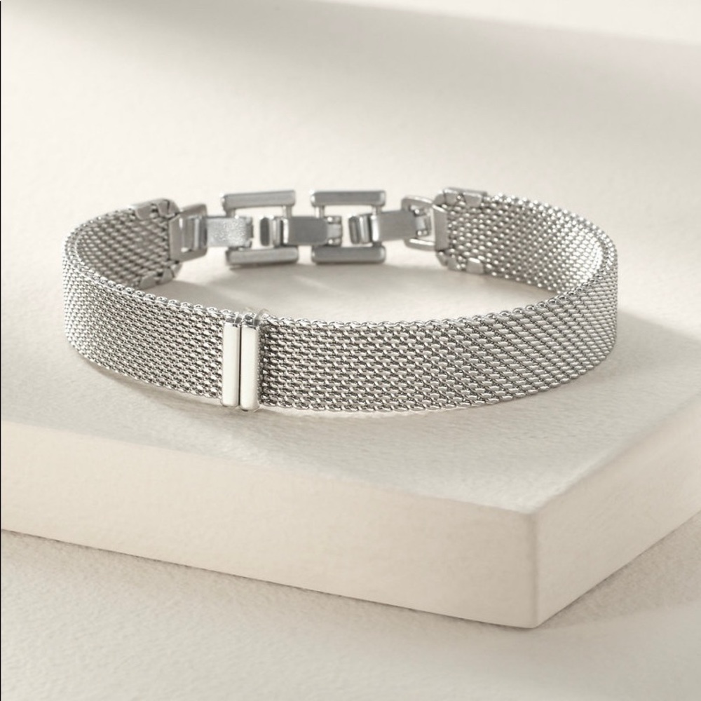 Stella & Dot Mesh Bracelet (NWOT)